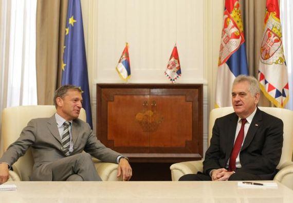 Beograd 10.7.2013. god. – Predsednik Nikolić sa šefom Delegacije EU u Srbiji Vensanom Dežerom.